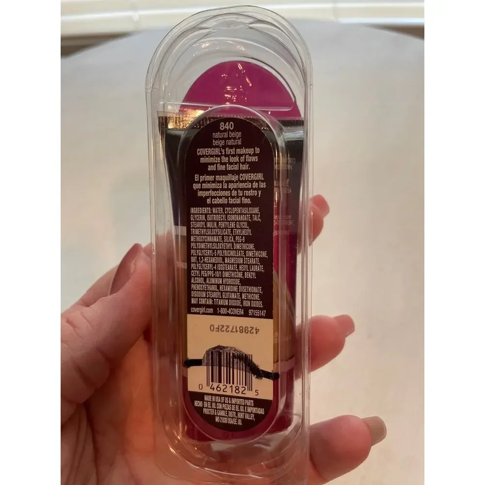 NEW Cover Girl Ultra Smooth Foundation with Applicator #840 Natural Beige